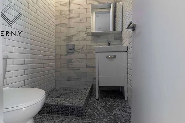 Rented by ERNY LLC | media 36