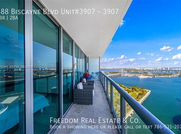 3rd image of 888 Biscayne Blvd APT 3907