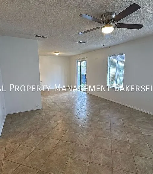 6513 Pine View Dr — Photo 4