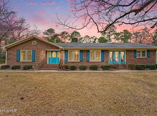 521 Greenridge Rd, Snow Hill, NC 28580