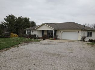 3900 Buchanan Rd, Mount Vernon, IN 47620