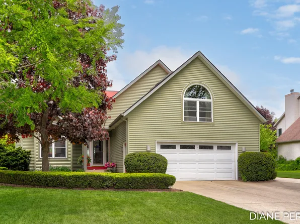 2157 Jacobusse Ct, Holland, MI 49424