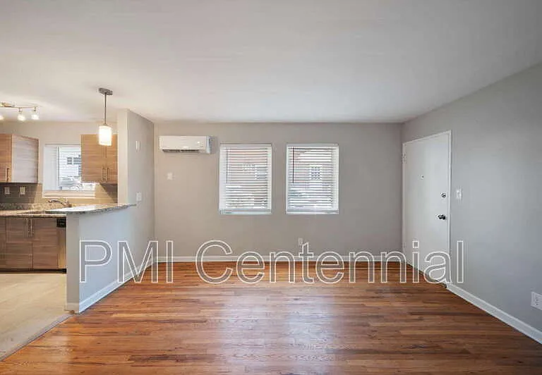 950 Saint Charles Ave NE #9 — Photo 6