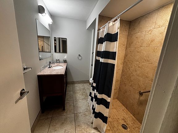 5th image of 30252 Southfield Rd APT 178