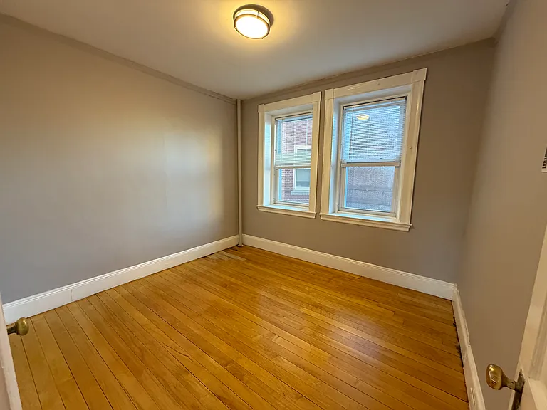 15 Lynde St #12.5 — Photo 6