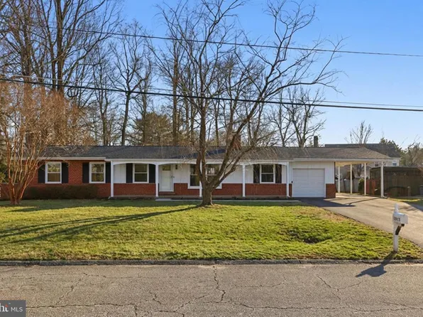 9535 Nottingham Dr, Upper Marlboro, MD 20772