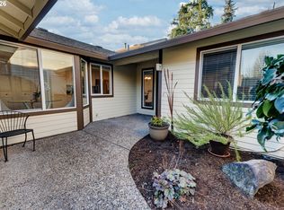 10245 SW Greenleaf Ter, Tigard, OR 97224