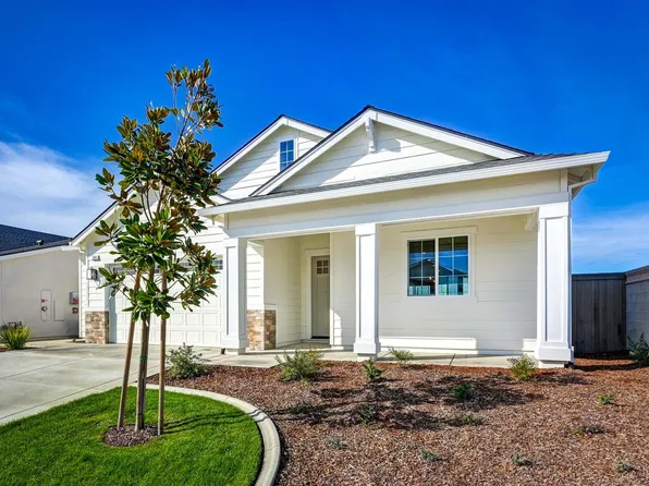 900 Acadia Ct, Roseville, CA 95747