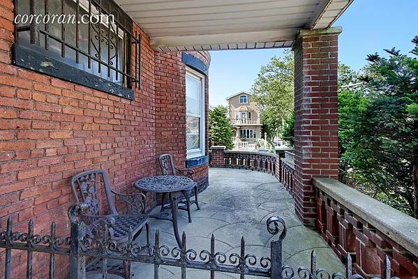 Rented by Corcoran | media 1