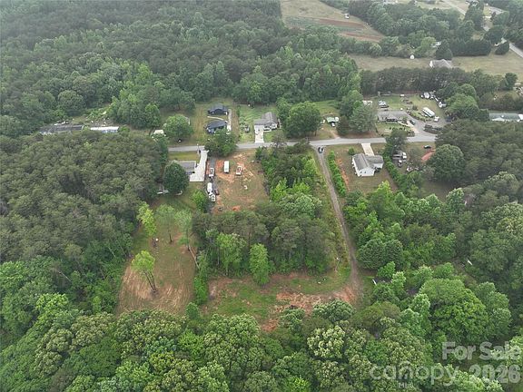 5th image of 6412 Laura Ave