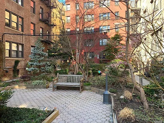 Sold by Beaudoin Realty Group Inc | media 12