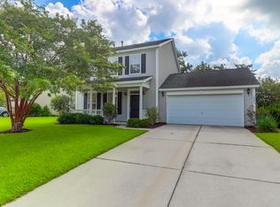 1484 Coopers Hawk Dr, Hanahan, SC 29410