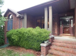 5303 Brookridge Dr, Saint Joseph, MO 64503