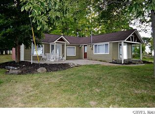30 Simpelaar Rd, Oswego, NY 13126