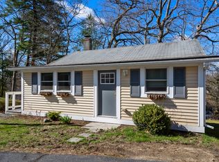14 Cedar Dr, Webster, MA 01570
