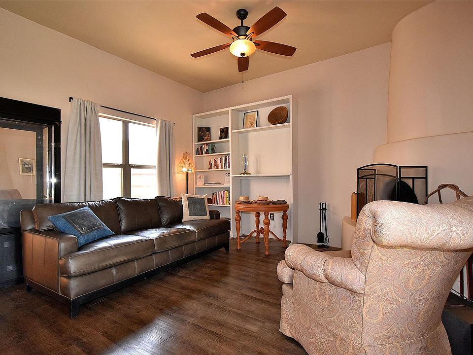 1st image of 1558 Calle Angelina