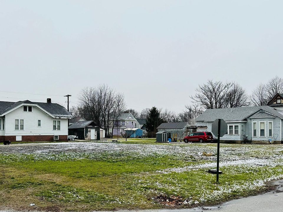 2nd image of 308 N 2nd St