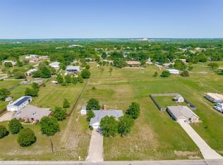 625 Lakewood Rd, Denison, TX 75020