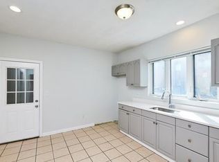 25 Moreland St #1F, Somerville, MA 02145
