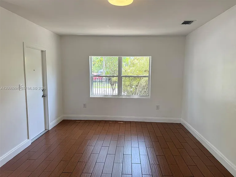 294 NE 57th St #2 — Photo 18