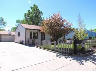 137 S Arp Ave, Cheyenne, WY 82007