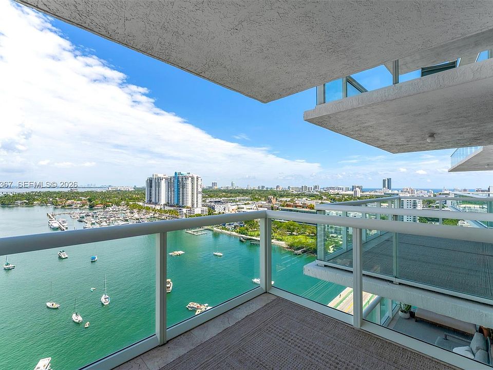 2nd image of 10 Venetian Way APT 1903