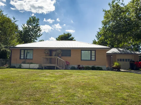 214 N Cherry St, Lamoni, IA 50140