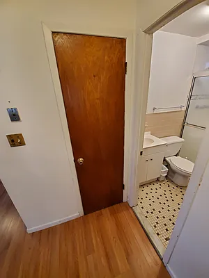 Rented by Metro Garden Realty NYC | media 32