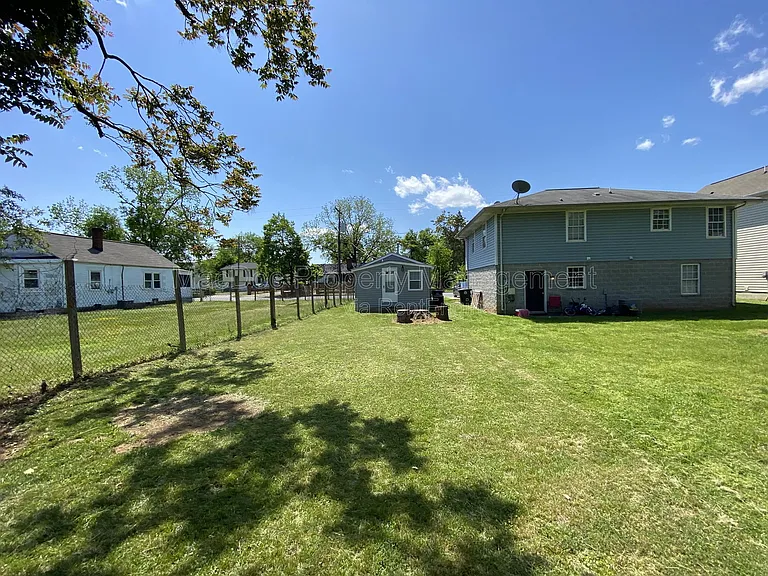 419 Palmer St — Photo 12