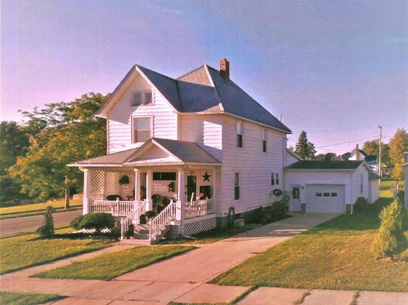 530 W Pearl St, Willard, OH 44890