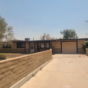 23597 Hiawatha Rd, Apple Valley, CA, 92307