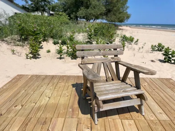216 E Water St, Oscoda, MI 48750