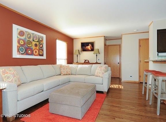 5th image of 488 Larkspur Dr