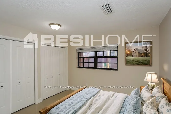 8905 NW 114th Ter — Photo 9