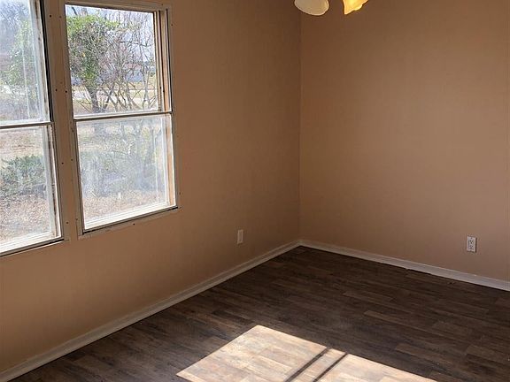 4th image of 401 Briarcroft Dr