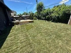 696 Holt Cres #2 — Photo 13