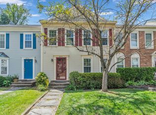 3874 Mohr Oak Ct, Fairfax, VA 22033