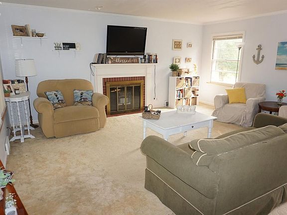 3rd image of 5512 Columbus Ave