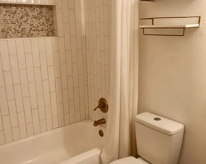 810 E Colter St — Photo 12
