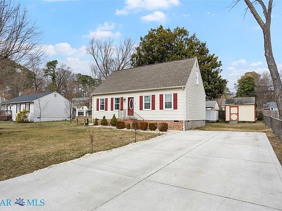3rd image of 714 Lakeside Blvd