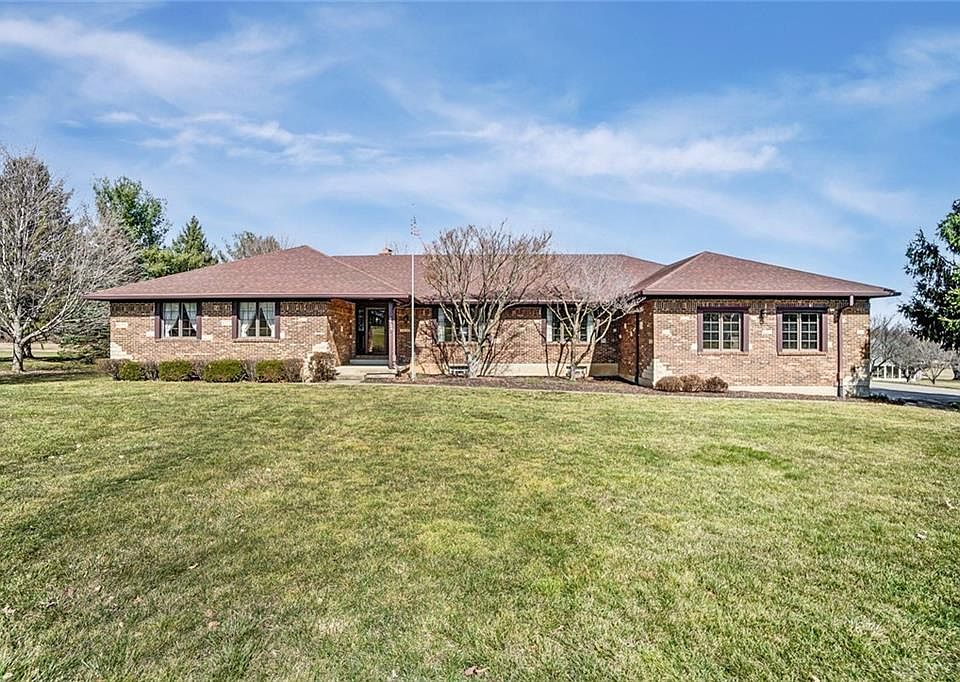 1st image of 2734 Pheasant Run Ln