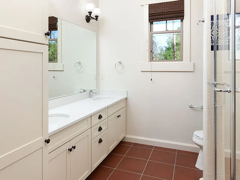 1740 Arcadian Ave — Photo 5