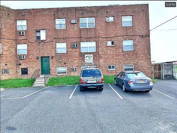 3rd image of 730 Stella Maris St