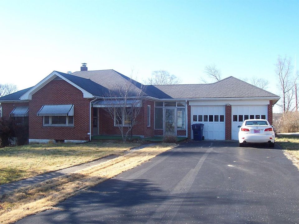 1st image of 425 McGuire Ave