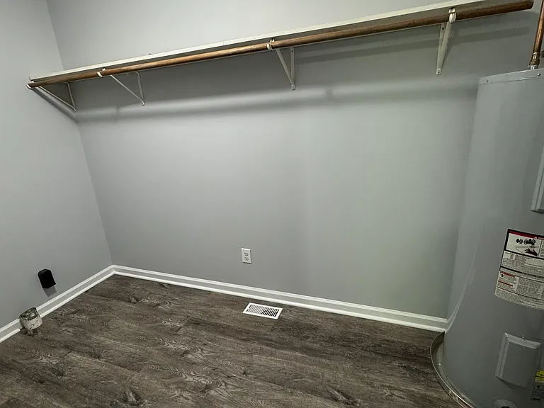 75 Village Ln #75 — Photo 9