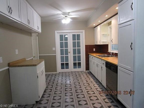 4th image of 71 Rosemont Ave