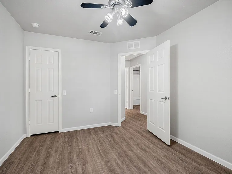 5932 Abby Ann Ln — Photo 20