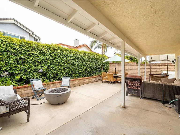 4850 Amalfi Way — Photo 41
