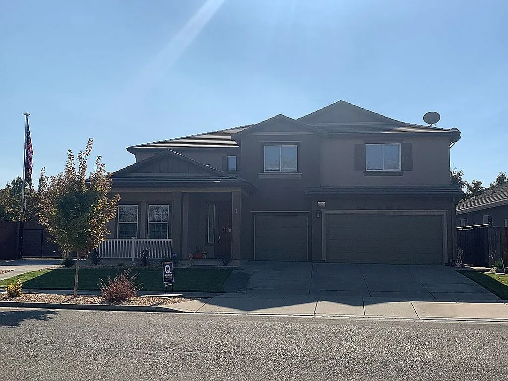 3765 Henshaw Rd photo 1