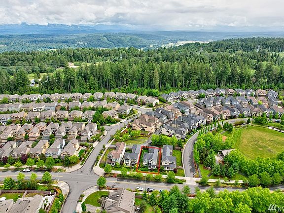 Master planned community with great schools that compliment this home.